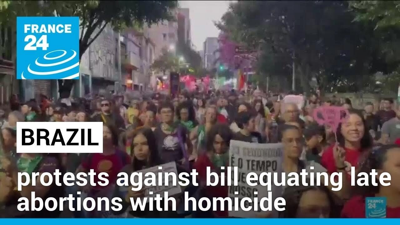 Brazilian Women Protest Against Bill Proposing to Treat Late Abortions as Homicide