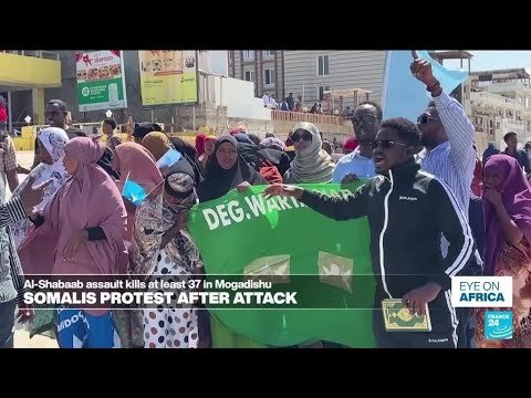 Hundreds of Somalis Rally Against Al-Shabab Following Deadly Attack in Mogadishu