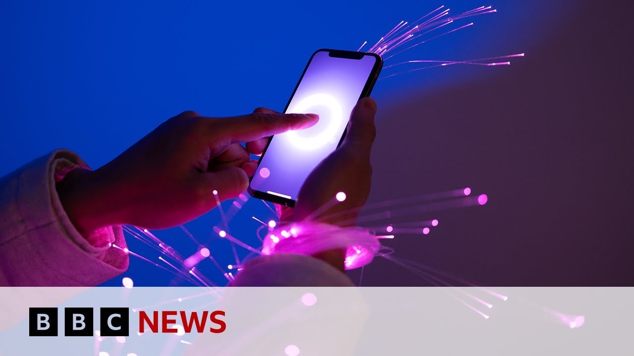 Exploring the AI Technology Embedded in Current Smartphones: A BBC News Report