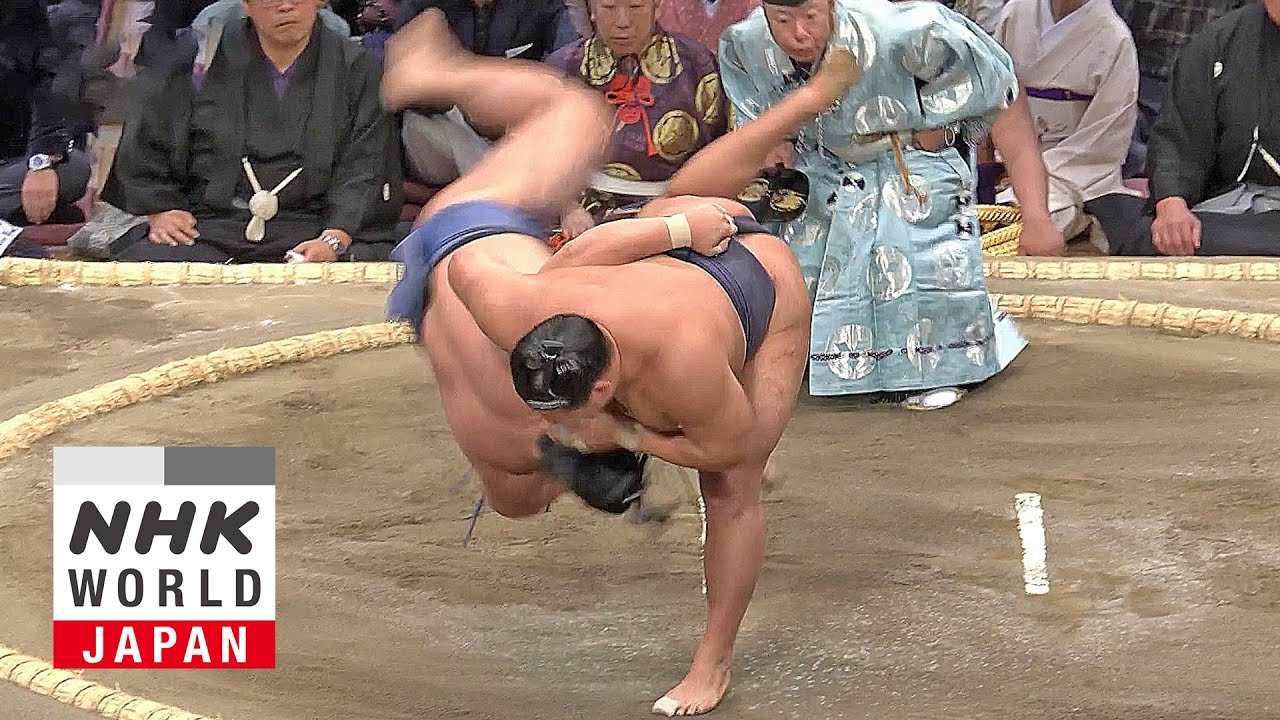 Highlights from Day 5 of the November 2024 Grand Sumo Tournament