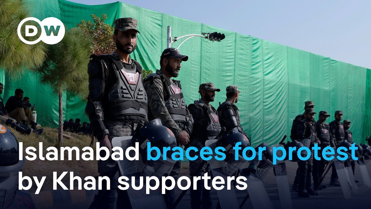 Internet Restrictions Implemented in Pakistan Ahead of Pro-Khan Rally